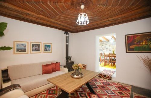 Jala Ski Chalet | Guest House Bashaj Village