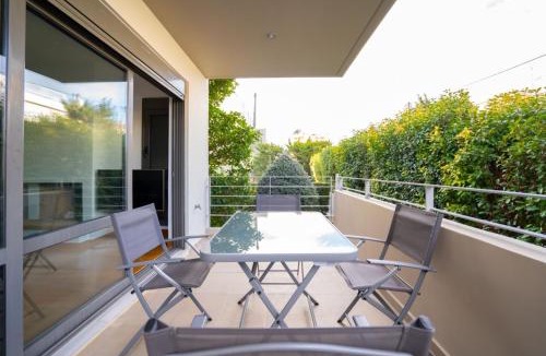 Saronida Apartment | GXSN VILLA