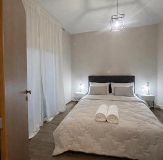 Spata-Artemida Apartment | H&B Apartment