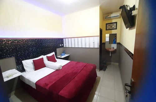 Kalipuro Bed & Breakfast | HALFWAY House