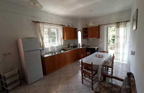 Livadi Apartment | Happy Days Apartment