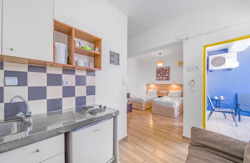 Malia House | Happy Days Studios