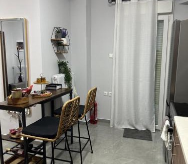 Larissa Apartment | Happy Stay