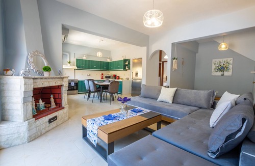 Karpathos Town House | Harbor View #12