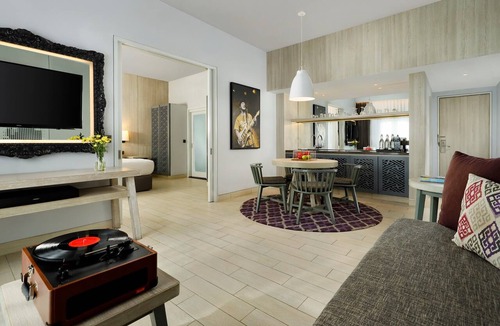 Downtown Kuta Hotel | Hard Rock Hotel Bali