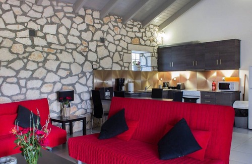Agrilia House | Harmony Villa by Interhome