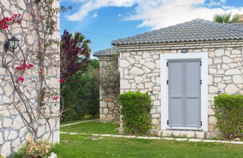 Agrilia House | Harmony Villa by Interhome