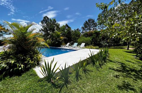 La Vega Province House | Haus unter Palmen