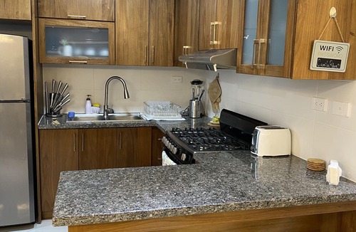 Los Pepines Condo | ~Heart of Santiago~ Mins from El Monumento + Views