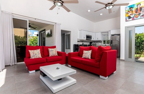 La Mulata Villa | Hear the call of the tropics!