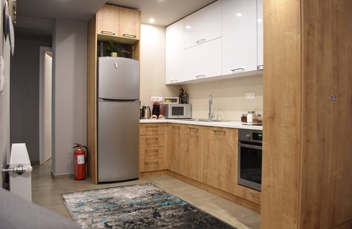 Thessaloniki City Centre Apartment | Heliconia Deluxe Apt Must