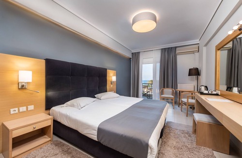 Varia Hotel | Heliotrope Hotels