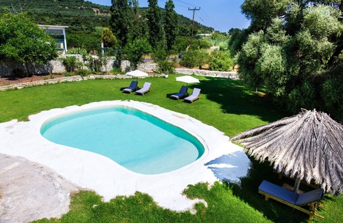Agia Villa | Hem Borta Villa next to Platanias. Beach only 2min
