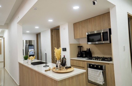 Punal Apartment | Hermosa Torre Céntrica