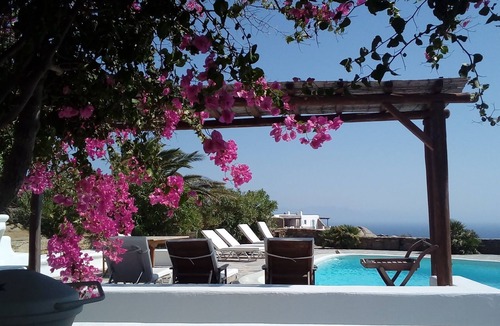 Paraga Villa | Hesperus - A 3-bedroom villa with private swimming pool near Super Paradise