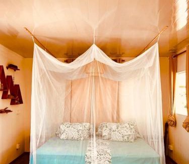 Atuona House | Hiariki Lodge