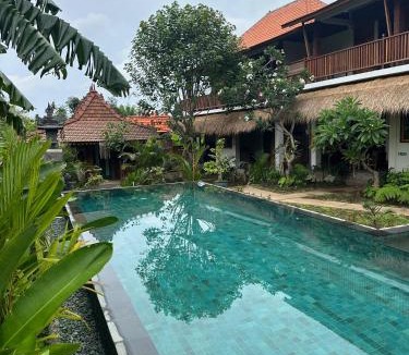 Purwakerti Bed & Breakfast | Hideaway Amed
