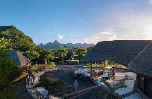 Pihaena Resort | Hilton Moorea Lagoon Resort & Spa