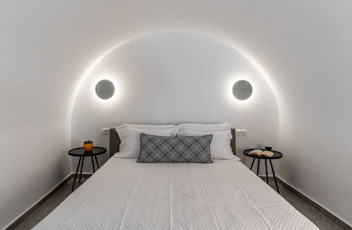 Kamari Hotel | Hippocampus Hotel