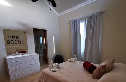 El Batey Apartment | Hispaniola Beach Oceanview Penthouse Private Beach Infinity Pool Best Location