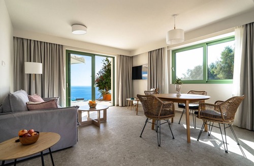 Skala Apartment | Holiday Apartment "Joy Aqua" with Sea View, Balconies & Wi-Fi