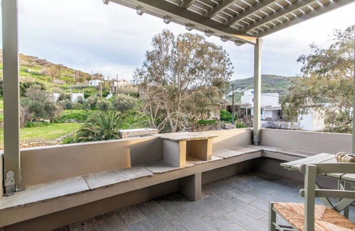 Tinos House | Holiday Home 'Agapi's House' with Wi-Fi and Air Conditioning