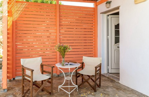 Agios Ioannis House | Holiday Home 'Anemologio 204 Tinos' with Sea View, Wi-Fi and Air Conditioning