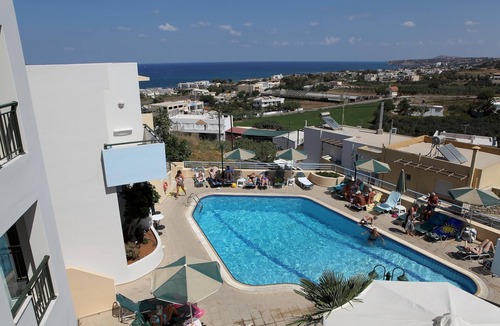 Sfakaki Apartment | Holiday home complex with pool, close to the sea, wifi | Sfakaki, Crete