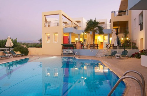 Sfakaki Apartment | Holiday home complex with pool, close to the sea, wifi | Sfakaki, Crete