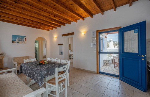 Aliki House | Holiday Home "Maria's Village Two Bedroom House 1" with Sea View, Balcony & Wi-Fi