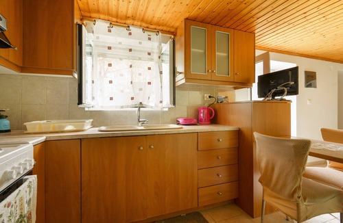 Frikes House | Holiday Home 'Studio Liana' with Private Terrace, Wi-Fi and Air Conditioning