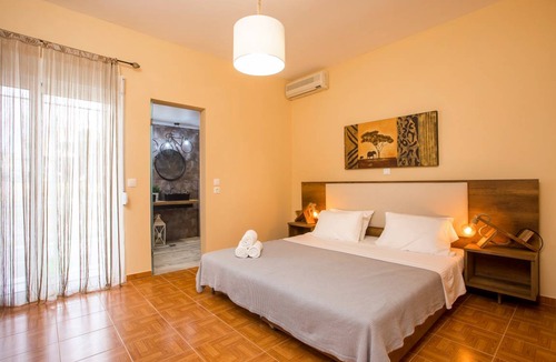 Kalathos House | Holiday house Archangelos for 1 - 8 persons with 3 bedrooms - Holiday home