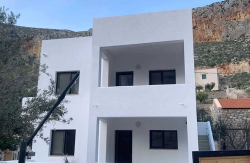 Kalymnos Apartment | Homerez - Comfortable Apartment in Arginonta