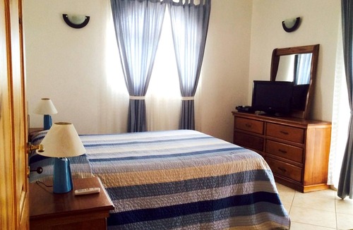 Reparto Ibarra Apartment | Homerez - Nice appartement 600 m away from the beach for 3 ppl. with shared pool