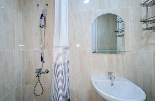 Biringkanya Apartment | Homey Studio Apartment Tamansari Skylounge Makassar