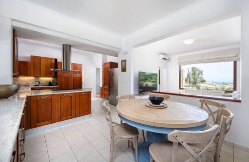 Kos Town Villa | Horizon Villa-Private Pool-7 Bedroom-Gym-Sea View