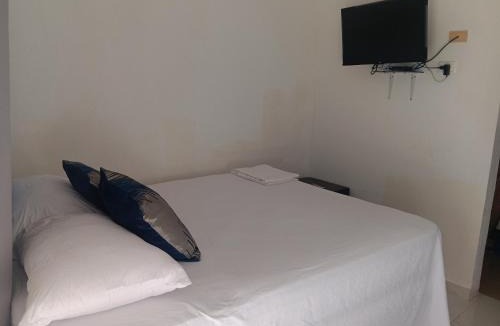 Pedernales House | Hospedaje Las Flores Pedernales
