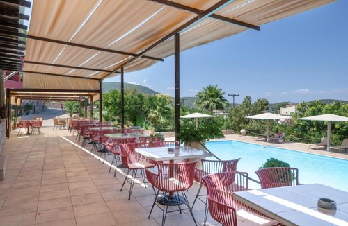 Melissopetra House | Hotel Aristotelis
