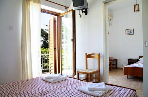 Artemonas Hotel | Hotel Artemon