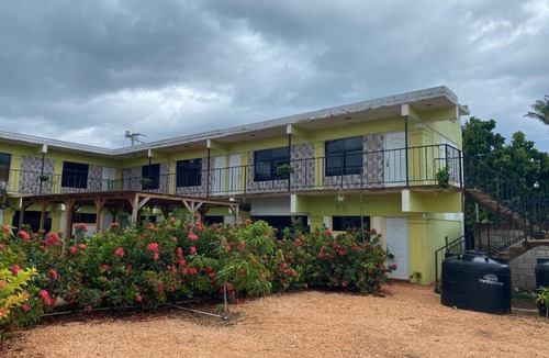 Pedernales Hotel | Hotel centro de Pedernales