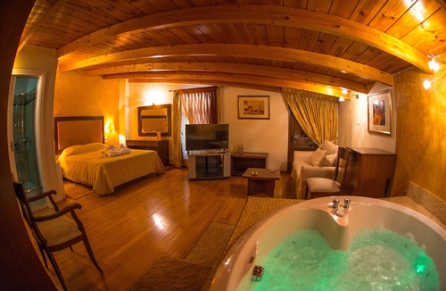 Kifisia Hotel | Hotel Chris