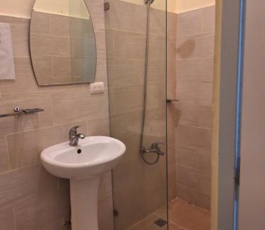 Gascue Hostel | Hotel Enrique Gazcue Bed Breakfast and Parking