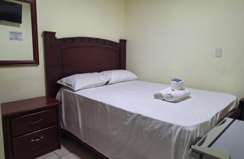 Gascue Hostel | Hotel Enrique Gazcue Bed Breakfast and Parking