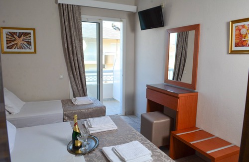Olymbiaki Akti Hotel | Hotel Hermes