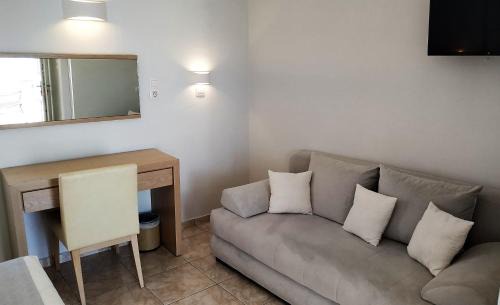 Firostefani House | Hotel Mylos