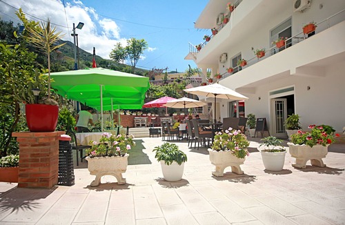 Vlore Hotel | Hotel Nika