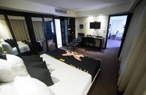El Callejon Hotel | Hotel Niza Garden Suites