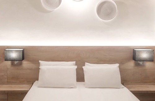 Polichrono Hotel | Hotel Odysseas