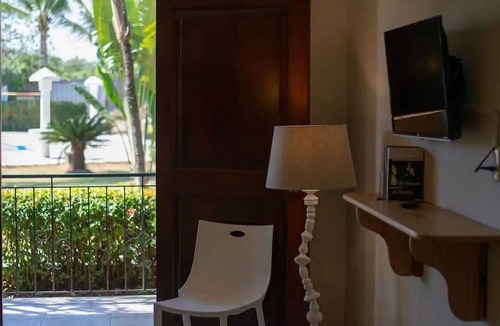 Playa Chiquita Apartment | Hotel room with the largest swimming pool in the area