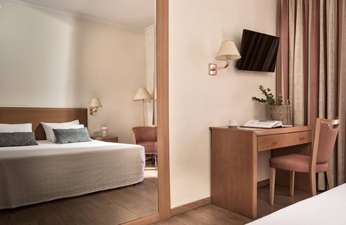 Zakynthos Town Hotel | Hotel Strada Marina